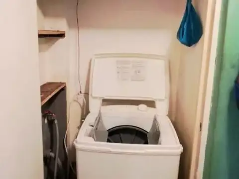 Lavalleja 238 , Piso 2