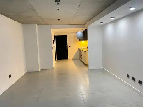 AIVI I - PARQUE LELOIR : VENTA : LOFT CON JARDIN Y PARRILLA