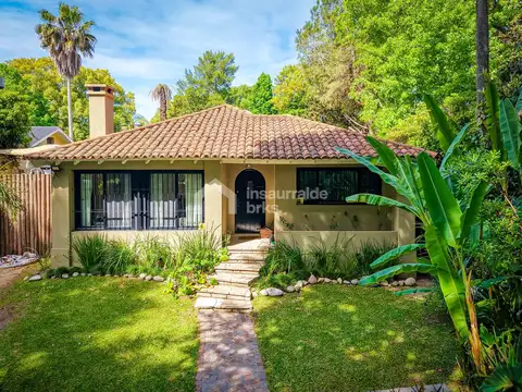 VENDO CHALET 5 AMBIENTES  EN TIGRE, ZONA NORTE. UNA PLANTA, PISCINA, IMPECABLE Y MUY BUENA UBICACION!