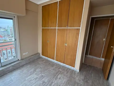 Aristobulo Del Valle 100, Piso 8