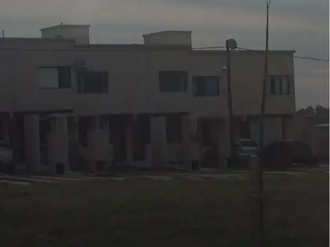 Depto Tipo Casa en Venta en Diamante, USD 95.000