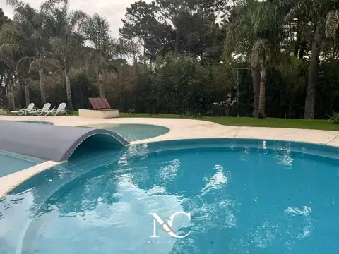 De las Hespérides  al 1600 Amarras Pinamar