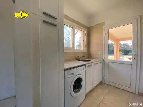Casa en Venta al Este