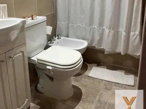 Depto Tipo Casa 3 ambientes con 2 baños