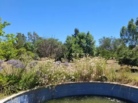 Casa en Venta con 10 cocheras