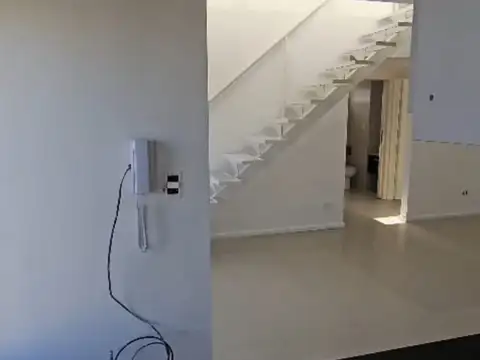 Departamento en Alquiler en Parque Chacabuco, $ 1.400.000
