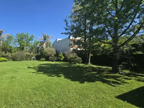 Lote 1200 m2 Centro, Funes.