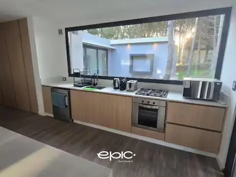 Venta Casa en Residencial II Costa Esmeralda