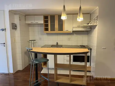 Monoambiente con cochera fija en alquiler para oficina en  Las Cañitas