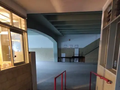 Local en Venta Via Pública