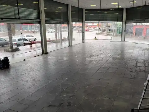 Local en Alquiler en San Justo, USD 4.000