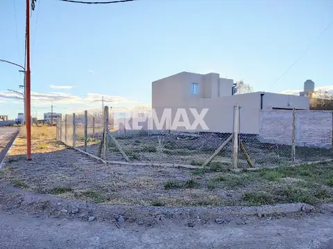 Terreno en Alquiler en General Fernández Oro, $ 180.000