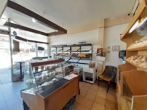 LOCAL COMERCIAL EN VENTA SOBRE AVENIDA BUENOS AIRES