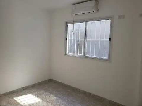 Departamento en Venta en Grand Bourg, USD 65.000