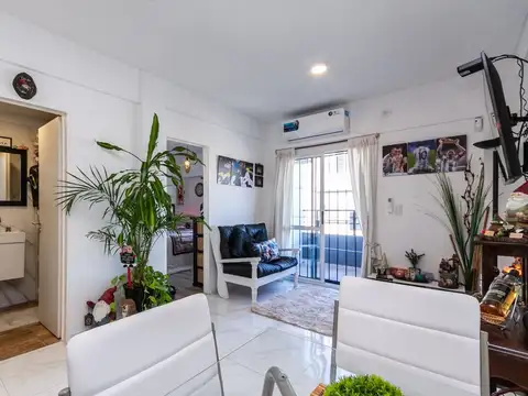 DPTO 2 AMB - LANUS ESTE C/ BALCON