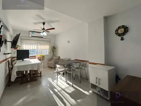 PH 4 ambientes, con patio y cochera - Villa Urquiza