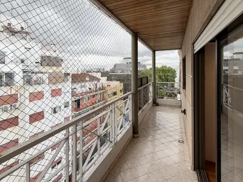 Departamento 3 ambientes con 2 baños