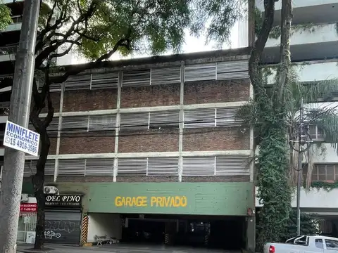VENTA COCHERA BELGRANO ESQ CABILDO PLANTA BAJA