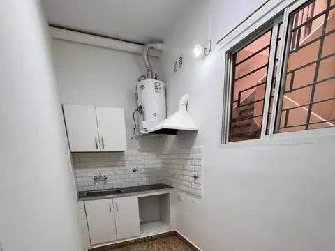 Depto Tipo Casa en Alquiler de 2 ambientes