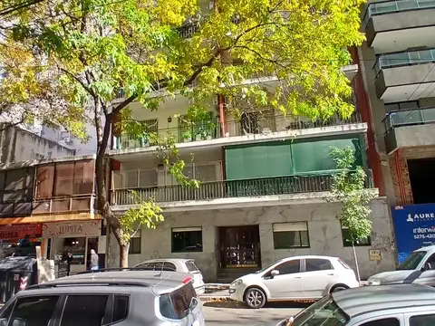 Departamento 3 Amb. con bancón al frente