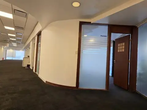 LOCALES - EN ESQUINA - MICROCENTRO, RESISTENCIA