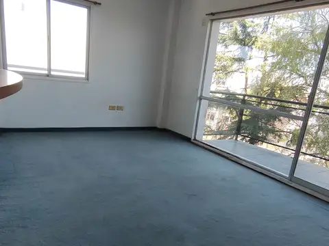 2 amb en edificio con pileta