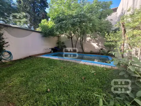 Depto Tipo Casa en Venta en Martinez, USD 215.000