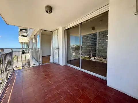 Avenida Luis Alberto de Herrera 1000