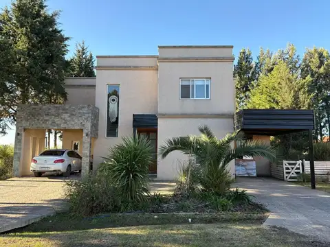 Casa en Venta de 4 dormitorios