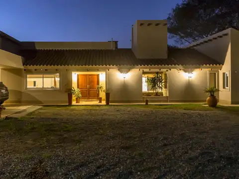 Casa en Alquiler al Sudeste