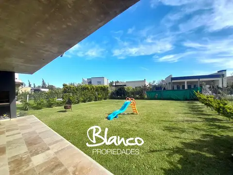 Pilar del Este - San Eduardo -