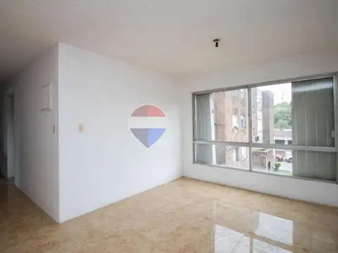 Departamento 6 ambientes con 2 baños