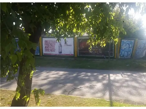 Esquina Brown y Gutierrez,varios usos,vallado, alq