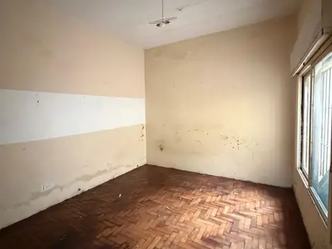 Depto Tipo Casa 4 ambientes con 1 baño