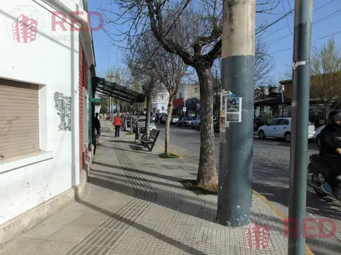 Local en Venta 70 años