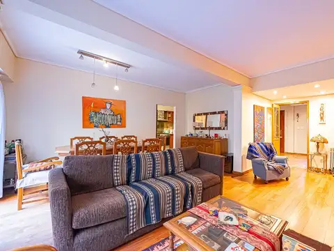 Casa 4 ambientes con 3 baños