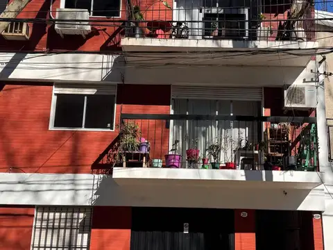 Miguel De Azcuénaga 700, Piso 2