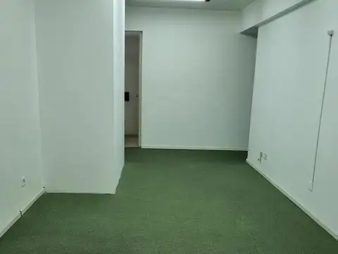 Oficina en Alquiler con 1 cochera
