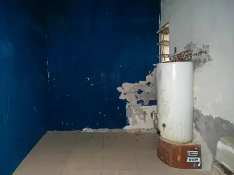 VENTA CASA AL FRENTE BARRIO LAS DELICIAS.