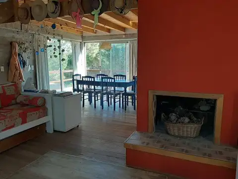 42 e/ Avenida Mar Azul y Avenida Costanera