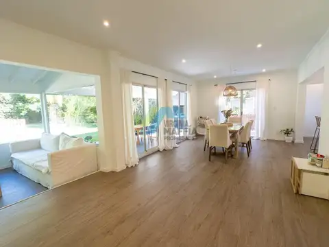 Casa en Venta de 4 dormitorios