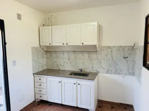 Depto Tipo Casa 3 ambientes con 1 baño