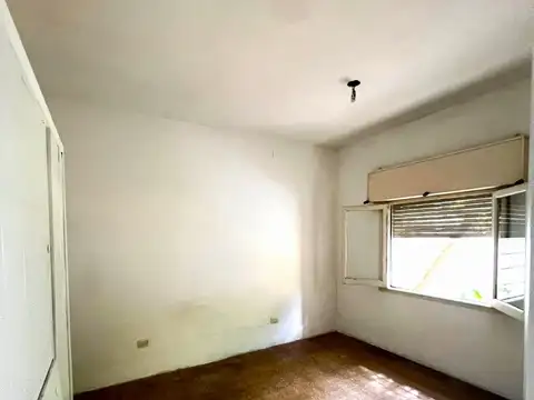 CASA 4 AMBIENTES EN VENTA - SAN MIGUEL ZONA CENTRICA