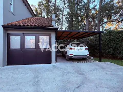 Casa 4 ambientes con 3 baños