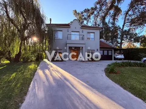 Casa en Alquiler de 3 dormitorios