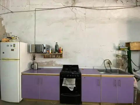 Galpon en Venta 25  mts Fondo