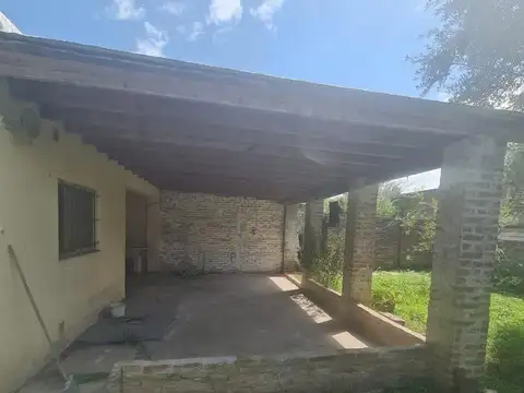 Casa 3 ambientes con 1 baño