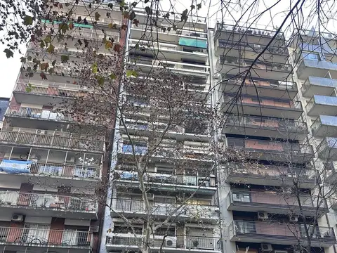 Avenida Pueyrredón 1700