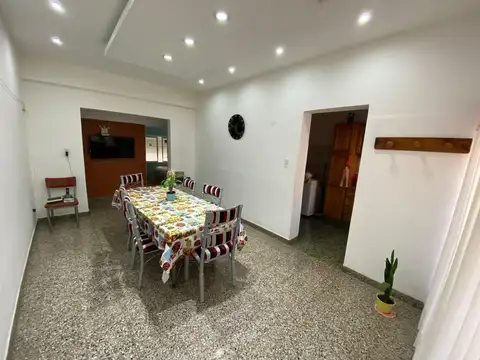 Depto Tipo Casa en Venta de 4 ambientes