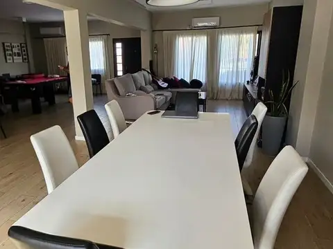 Casa en Venta en Flores, USD 250.000